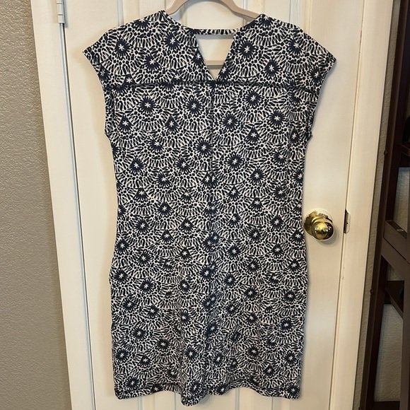 T by Talbots Women’s (S) Blue White French Terry Stretch cotton Shift Dress - Picture 4 of 9